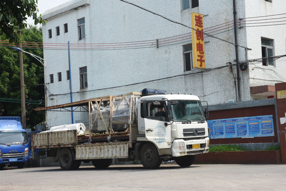 东莞透明pvc管厂家赢得客户信赖增订单再增两台新机器